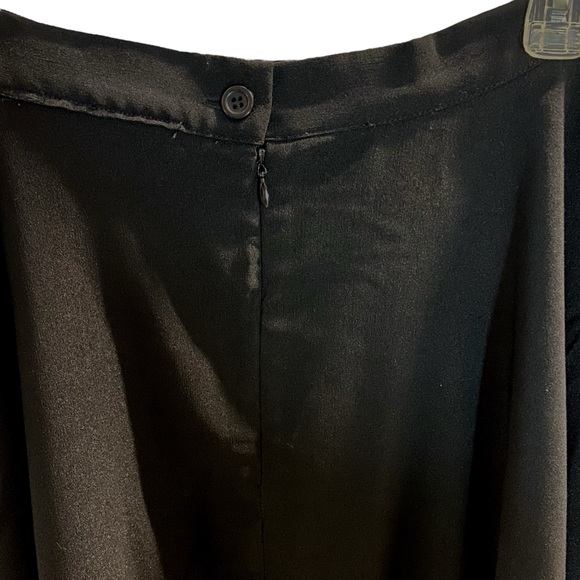 Tatyana Black Swing Skirt w/ Bow Sz XXL - Picture 4 of 5